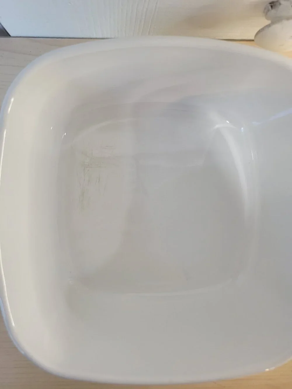 Vintage CORNINGWARE Blue Cornflower 1.5-Quart Casserole Dish w/ Chipped Lid